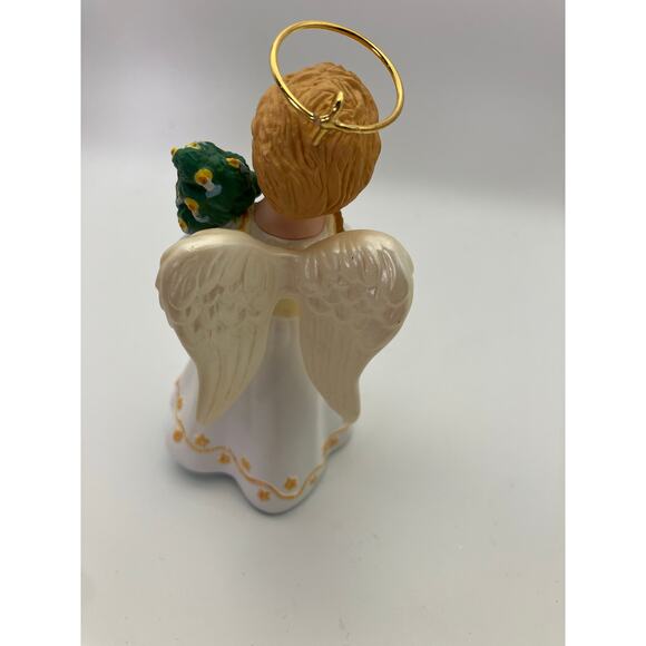 Hallmark Christkindl Christmas Visitors Keepsake Ornament Angel Collector's - Picture 4 of 10